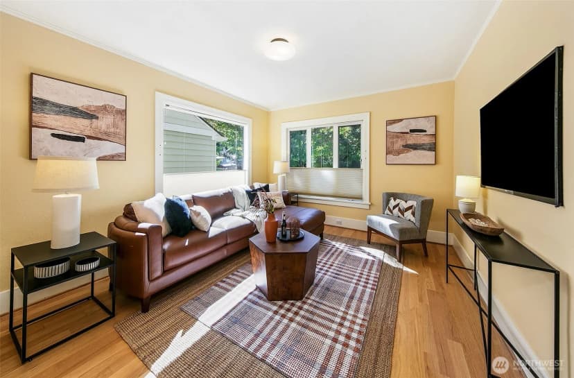 Property photo for 2502 18th Avenue S, Seattle photo 17