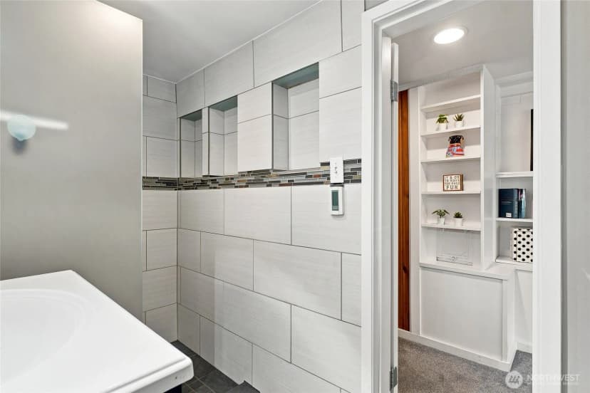 Property photo for 2110 N 86th Street, Seattle photo 16