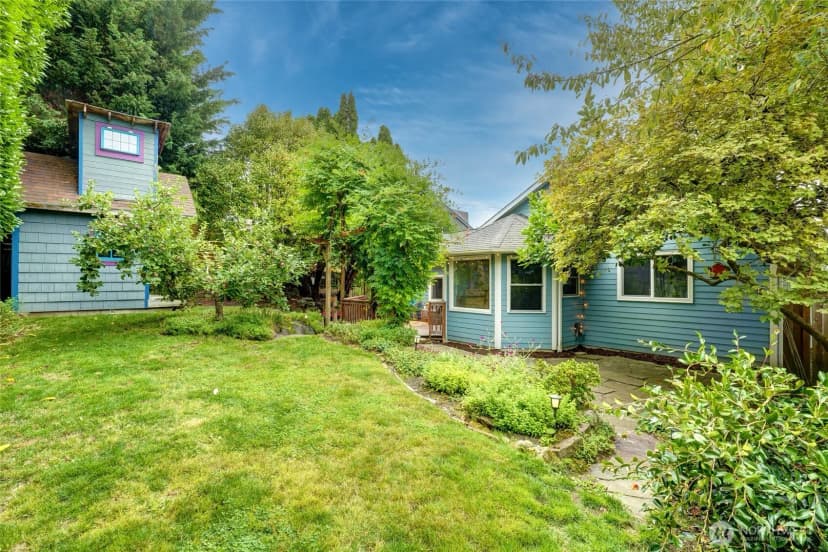 Property photo for 2110 N 86th Street, Seattle photo 31