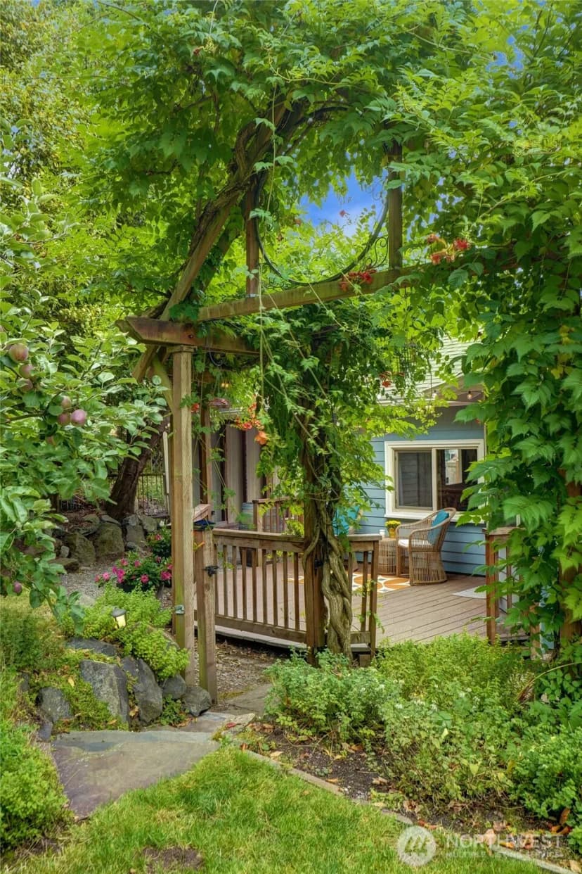 Property photo for 2110 N 86th Street, Seattle photo 26