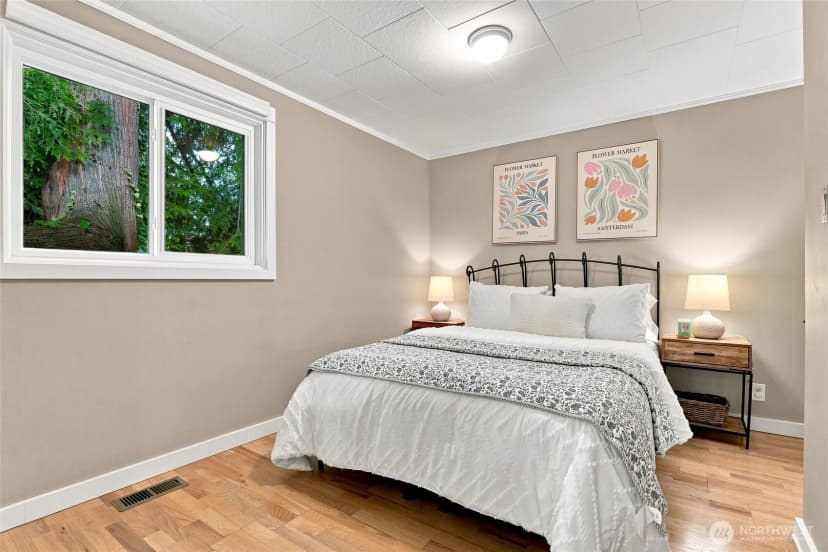 Property photo for 2110 N 86th Street, Seattle photo 14