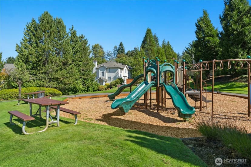 Property photo for 14007 69th Drive Se #u4, Snohomish photo 24
