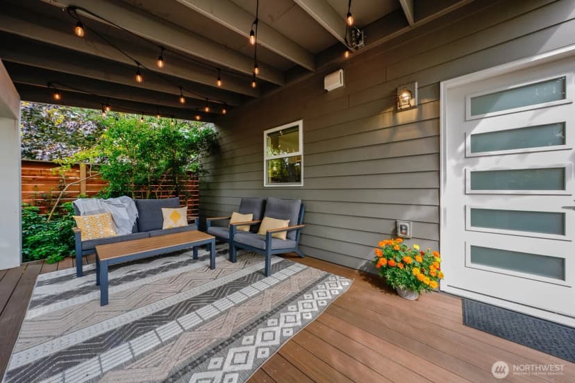 Property photo for 3105 Sw Elmgrove Street, Seattle photo 3