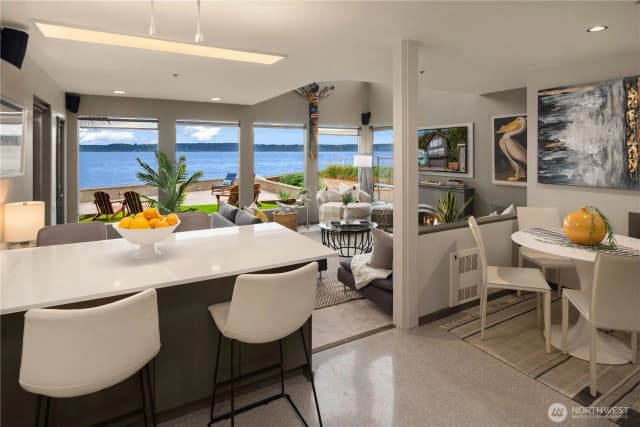 Property photo for 11441 Arroyo Beach Place Sw, Seattle photo 5