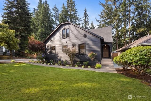 Property photo for 3513 Ne 187th Court, Lake Forest Park