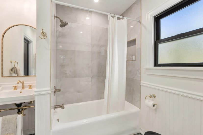 Property photo for 3513 Ne 187th Court, Lake Forest Park photo 27