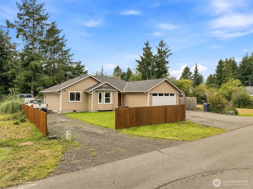 Property photo for 409 Snahapish Avenue Se, Ocean Shores photo 17