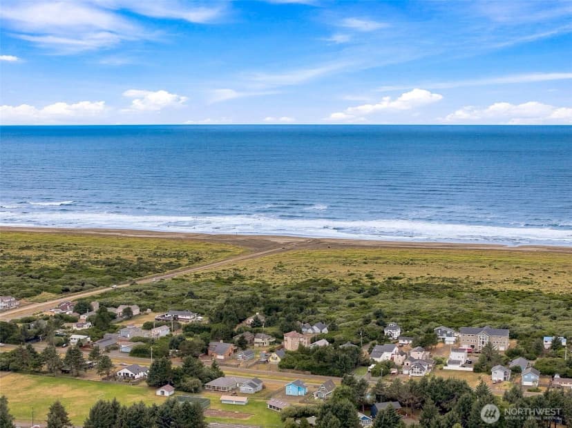 Property photo for 409 Snahapish Avenue Se, Ocean Shores photo 25