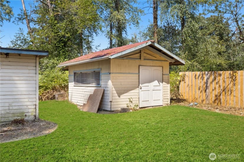 Property photo for 35821 Military Road S, Auburn photo 23