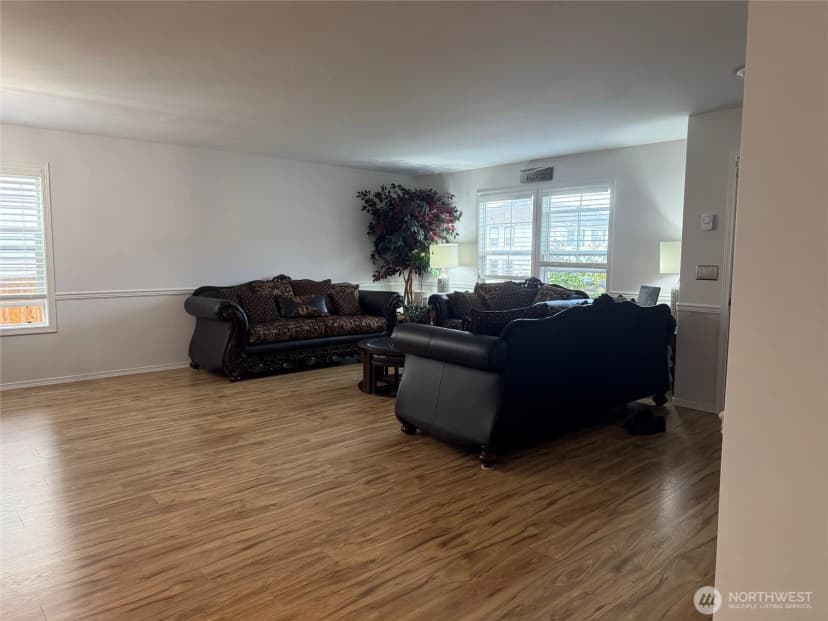 Property photo for 12509 Th Se 299 Place Se, Auburn photo 4