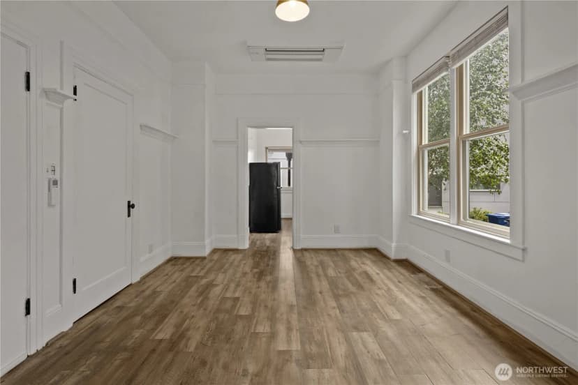 Property photo for 6620 Carleton Avenue S, Seattle photo 19