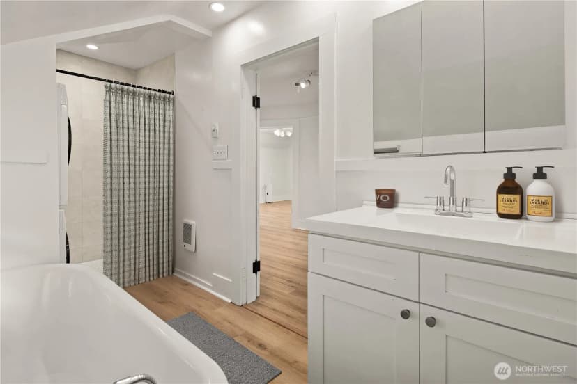 Property photo for 6620 Carleton Avenue S, Seattle photo 12