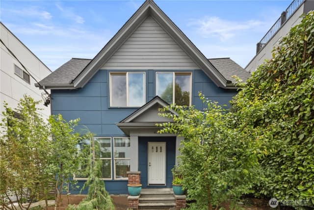 Property photo for 6620 Carleton Avenue S, Seattle photo 2