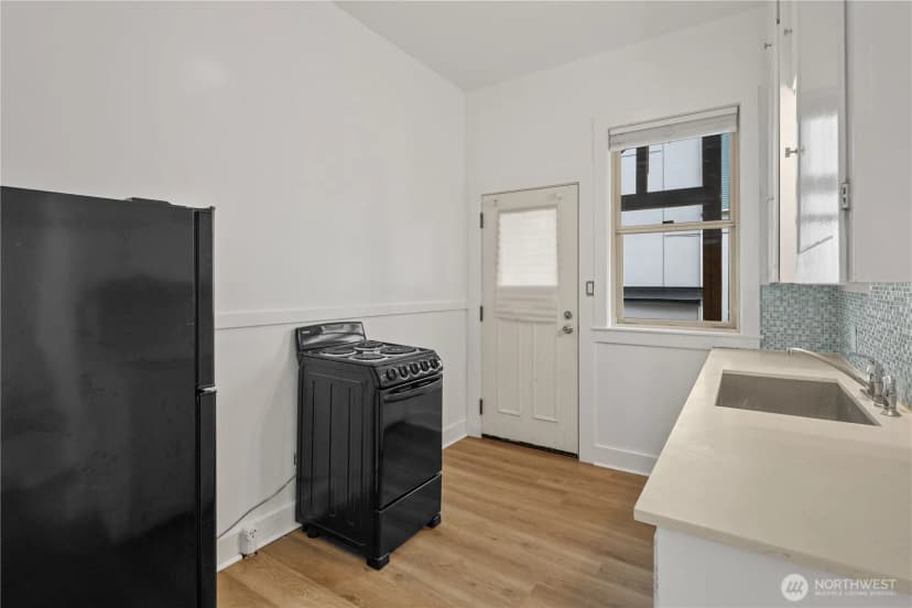 Property photo for 6620 Carleton Avenue S, Seattle photo 32