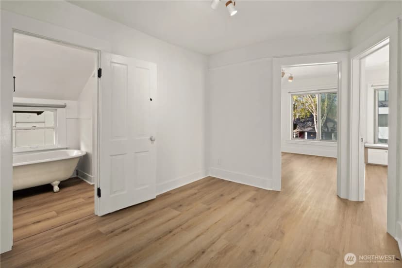 Property photo for 6620 Carleton Avenue S, Seattle photo 13