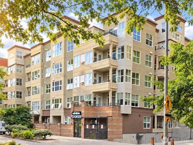 Property photo for 10045 Ne 1st Street #124, Bellevue