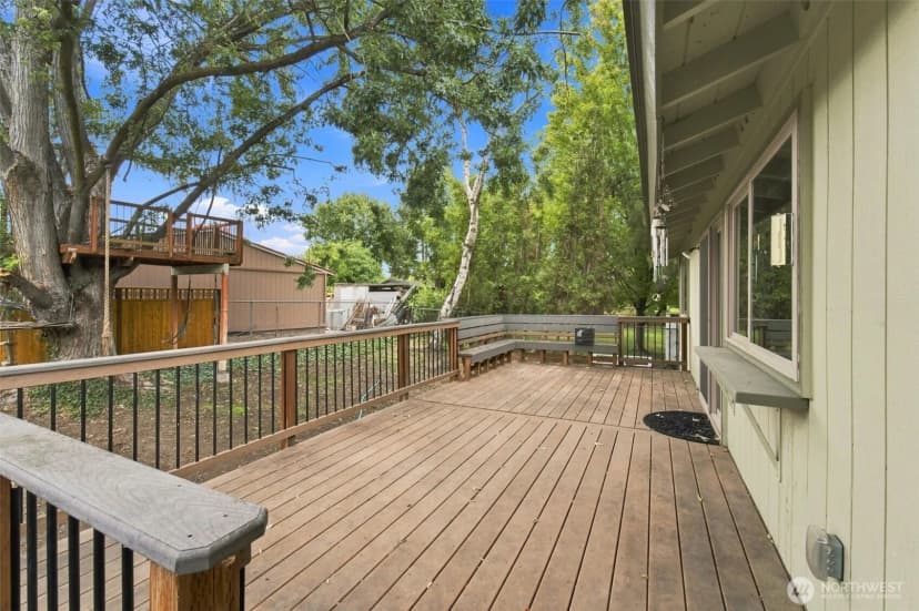 Property photo for 2109 Briarwood Court, Richland photo 3