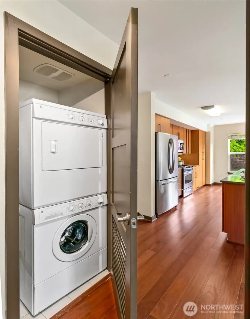 Property photo for 413 Ne 70th Street #301, Seattle photo 20