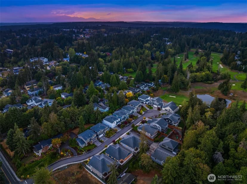 Property photo for 614 Landmark Court Ne, Bainbridge Island photo 4