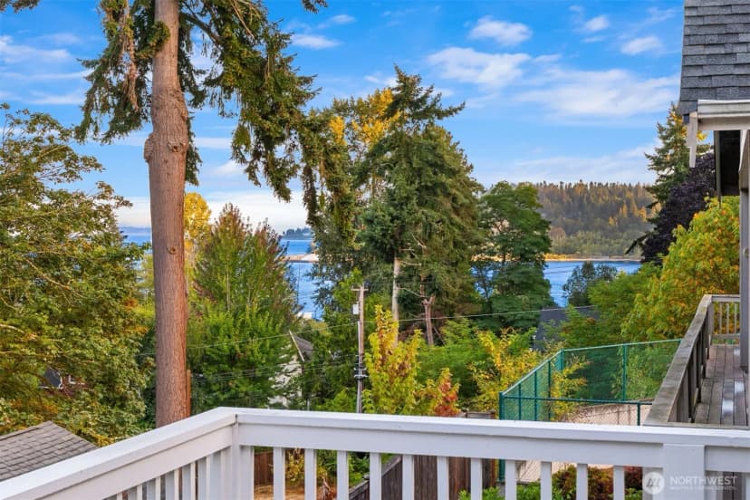 Property photo for 614 Landmark Court Ne, Bainbridge Island photo 34