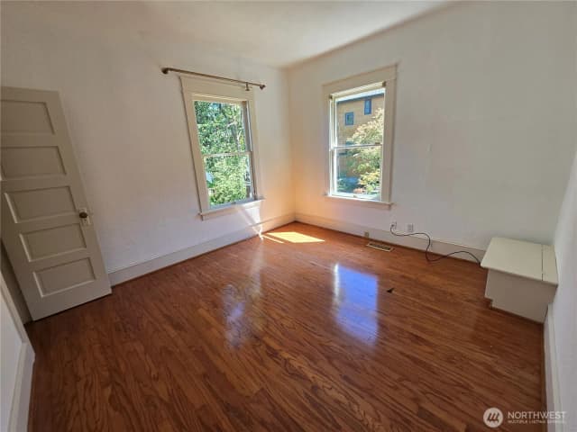 Property photo for 3456 23rd Avenue W, Seattle photo 4