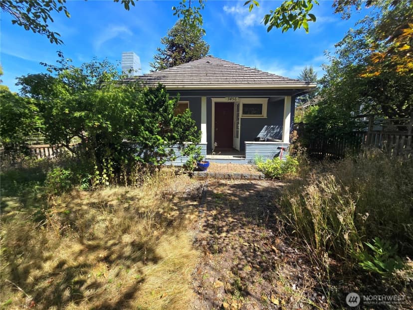 Property photo for 3456 23rd Avenue W, Seattle photo 2