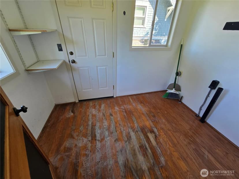 Property photo for 3456 23rd Avenue W, Seattle photo 10
