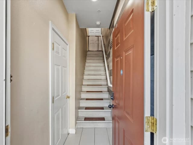 Property photo for 162 11925 Lane Ne #14-6, Bothell photo 3