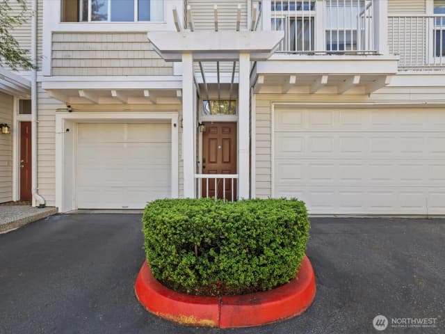 Property photo for 162 11925 Lane Ne #14-6, Bothell photo 2