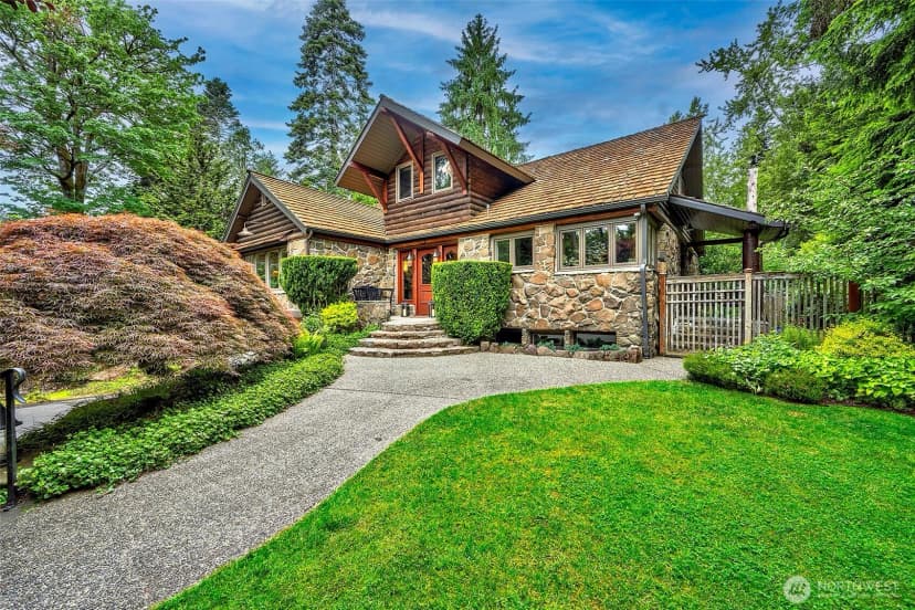 Property photo for 17410 44th Avenue Ne #ne, Lake Forest Park photo 5