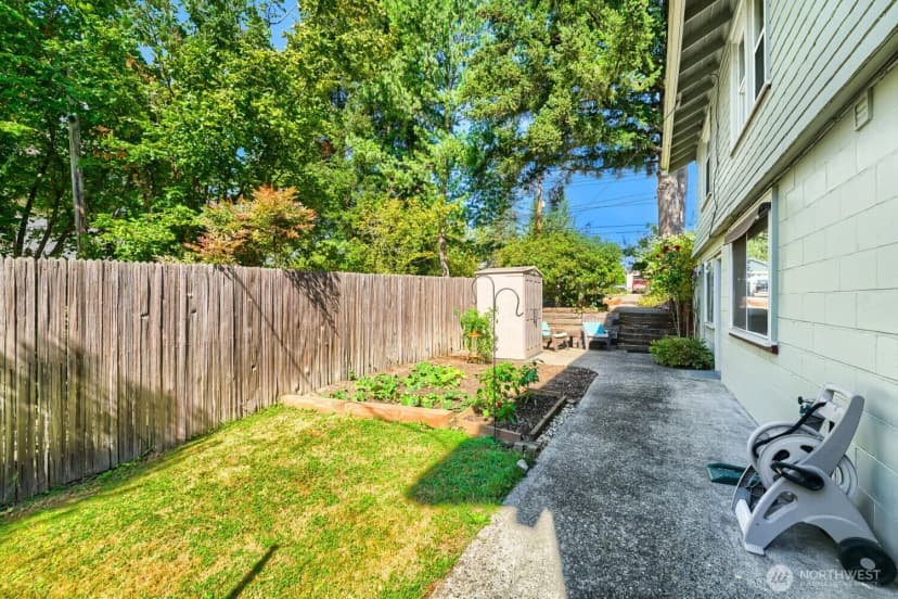 Property photo for 1405 10th Avenue Se, Olympia photo 24