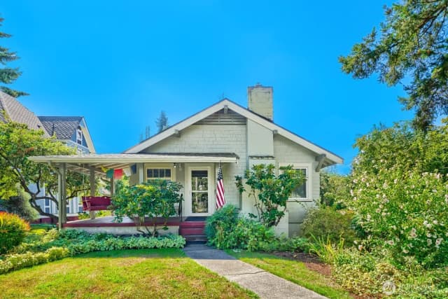 Property photo for 1405 10th Avenue Se, Olympia