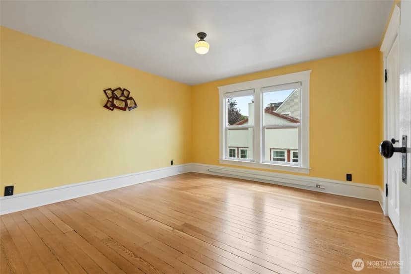 Property photo for 1921 44th Avenue Sw, Seattle photo 19