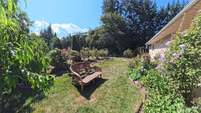 Property photo for 378 Farm Road, Sequim photo 3