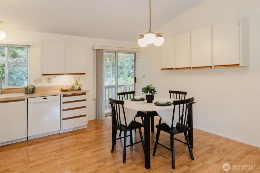Property photo for 735 Nw Firglade Drive, Bremerton photo 10