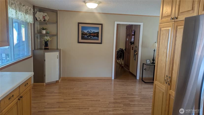 Property photo for 17104 24th Avenue Se, Bothell photo 5
