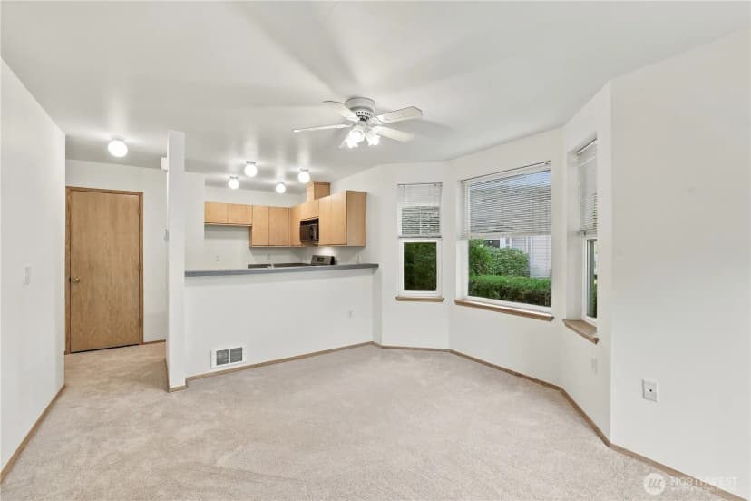 Property photo for 7202 Ne 171st Lane, Kenmore photo 10