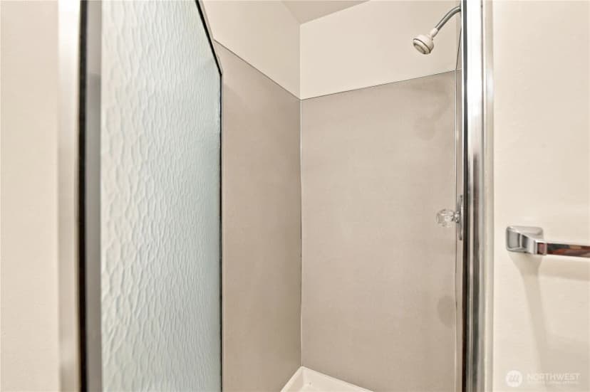 Property photo for 7202 Ne 171st Lane, Kenmore photo 22