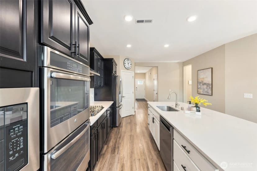 Property photo for 10332 Driftwood Ave, Gig Harbor photo 10