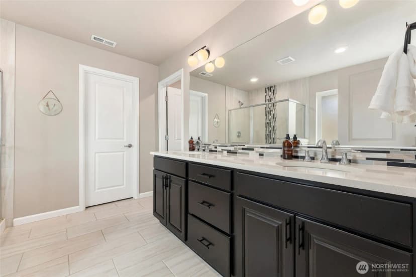 Property photo for 10332 Driftwood Ave, Gig Harbor photo 18