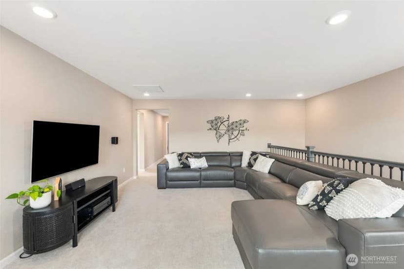 Property photo for 10332 Driftwood Ave, Gig Harbor photo 22