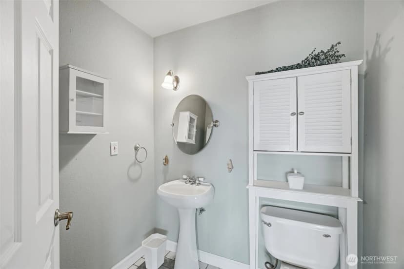 Property photo for 1703 W 25th Avenue, Spokane photo 24