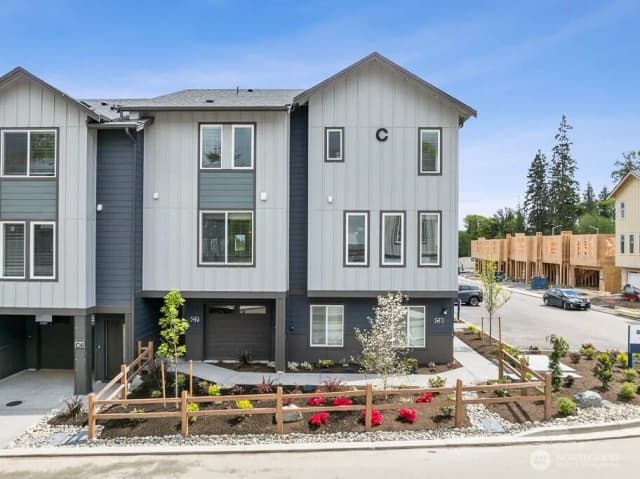 Property photo for 16202 Manor Way #e1, Lynnwood