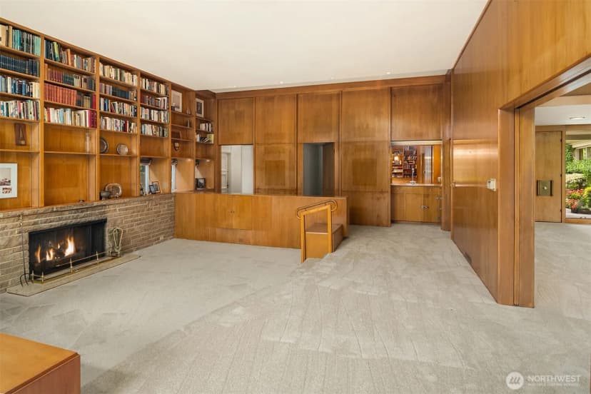Property photo for 2222 Waverly Way E, Seattle photo 9