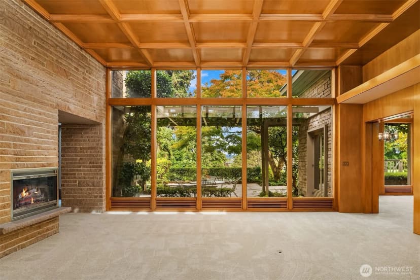 Property photo for 2222 Waverly Way E, Seattle photo 5