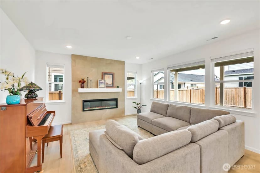 Property photo for 5961 Thornhill Avenue Sw, Port Orchard photo 10