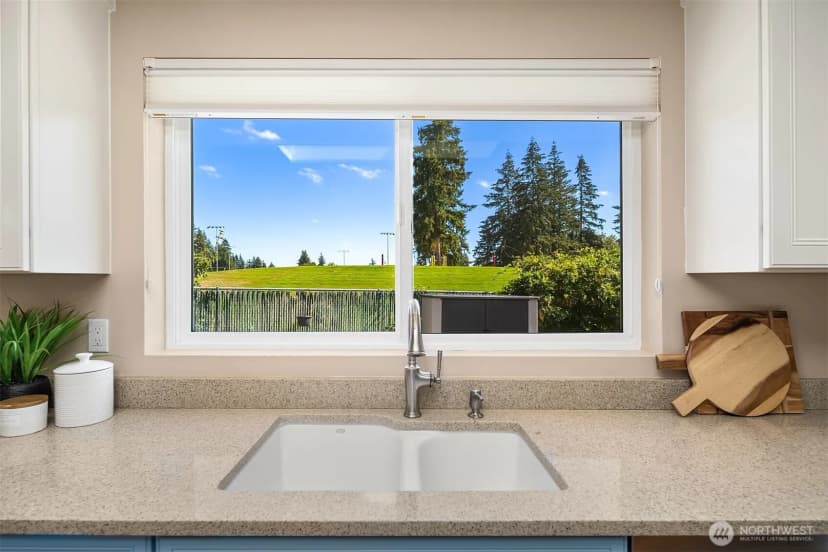 Property photo for 12943 Ne 131st Street, Kirkland photo 11