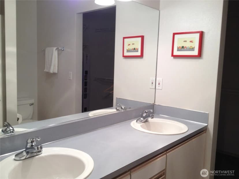Property photo for 154 18th Avenue, Seattle photo 23