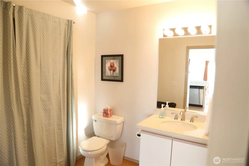 Property photo for 154 18th Avenue, Seattle photo 15