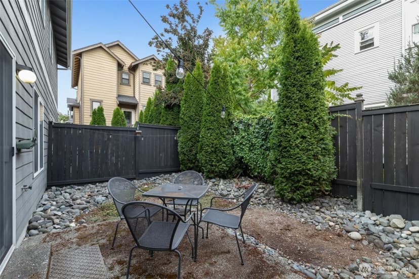 Property photo for 154 18th Avenue, Seattle photo 30